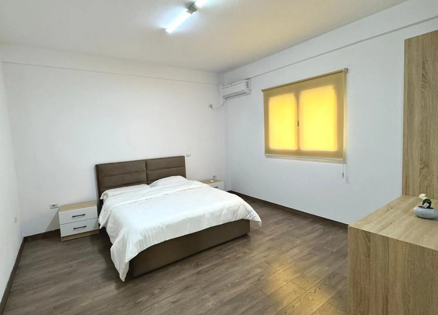 Fredi Apartamento Tirana 0*,